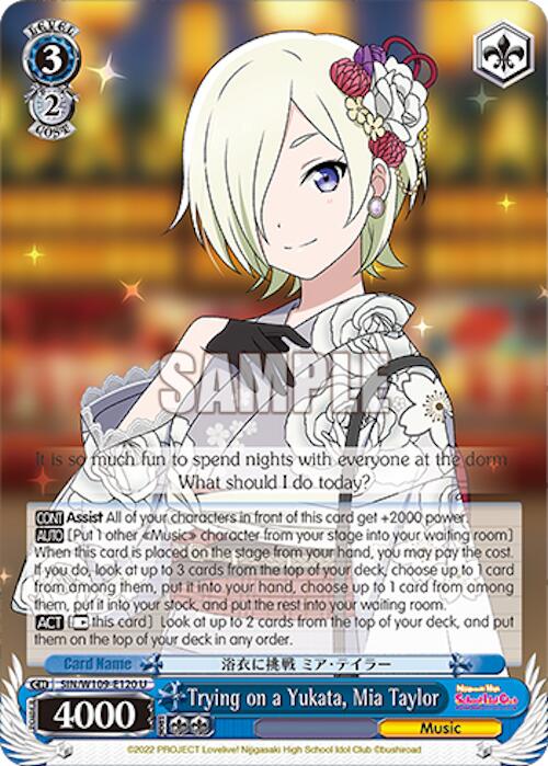 Trying on a Yukata, Mia Taylor